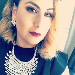 Meet your Posher, Karina
